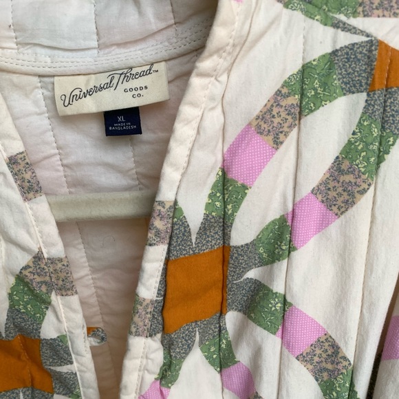 Quilted Jacket - Picture 3 of 4